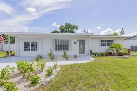 Exterior - 4203 36th St W, Bradenton, FL 34205 photo 3 of 10