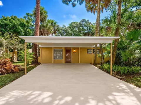 4956 Village Gardens Dr #145, Sarasota, FL 34234