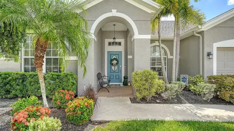Exterior - 11481 Summit Rock Ct, Parrish, FL 34219 photo 3 of 16