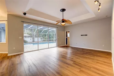Living - 143 Mill Run E, Bradenton, FL 34212 photo 6 of 7