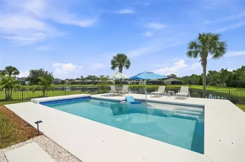 Exterior - 3308 Box Turtle Ter, Parrish, FL 34219 photo 2 of 18