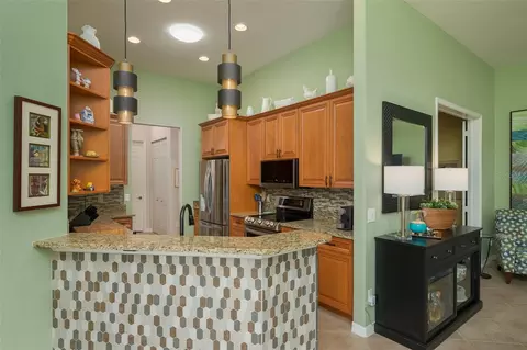 Kitchen - 4004 65th Pl E, Sarasota, FL 34243 photo 1 of 3