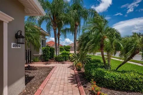 Exterior - 4004 65th Pl E, Sarasota, FL 34243 photo 2 of 20