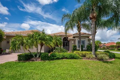 Exterior - 4004 65th Pl E, Sarasota, FL 34243 photo 10 of 20