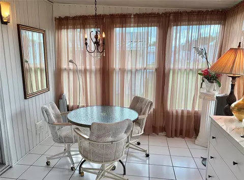 Dining - 5707 45th St E #64, Bradenton, FL 34203 photo 1 of 4