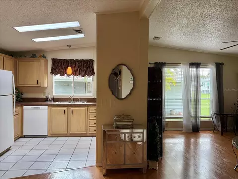 Kitchen - 5707 45th St E #64, Bradenton, FL 34203 photo 4 of 4