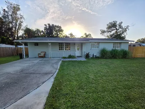 Exterior - 3412 16th St E, Bradenton, FL 34208 photo 3 of 5