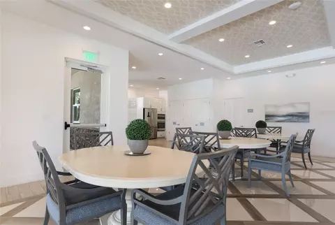 View/Area - 10530 Boardwalk Loop #601, Bradenton, FL 34202 photo 5 of 9