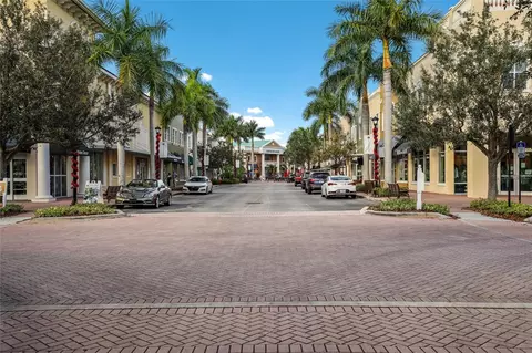 Exterior - 10530 Boardwalk Loop #601, Bradenton, FL 34202 photo 9 of 11