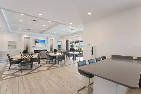 View/Area - 10530 Boardwalk Loop #601, Bradenton, FL 34202 photo 8 of 9