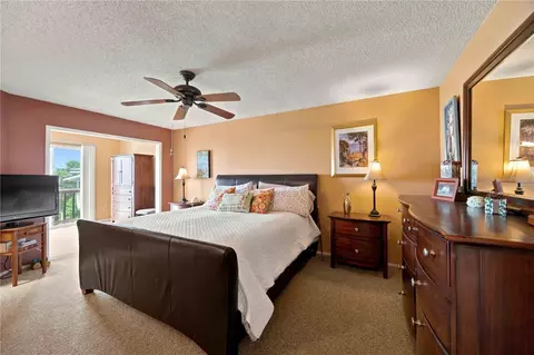 Bedroom - 6904 22nd St W, Bradenton, FL 34207 photo 1 of 9