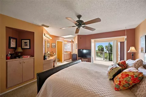 Bedroom - 6904 22nd St W, Bradenton, FL 34207 photo 2 of 9