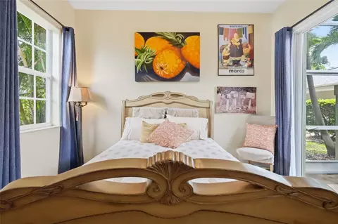 Bedroom - 4703 4th Avenue Dr E, Bradenton, FL 34208 photo 9 of 13