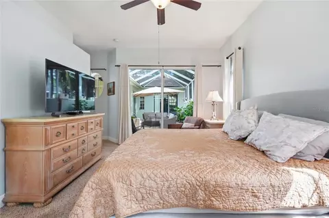 Bedroom - 4703 4th Avenue Dr E, Bradenton, FL 34208 photo 6 of 13