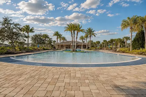 Exterior - 5658 Silverbridge Trl, Bradenton, FL 34211 photo 5 of 5
