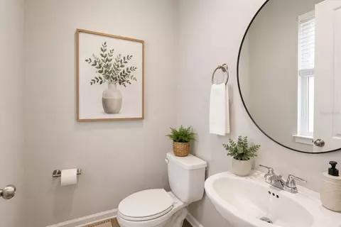 Bath - 5658 Silverbridge Trl, Bradenton, FL 34211 photo 1 of 3