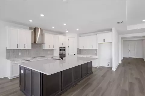 Kitchen - 8924 Deep Horizon Loop, Parrish, FL 34219 photo 1 of 4
