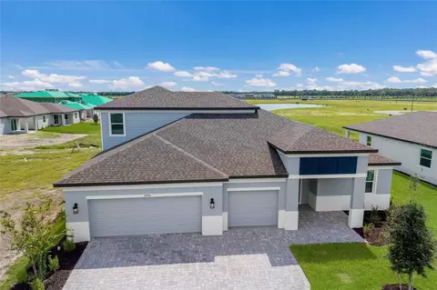 Exterior - 8924 Deep Horizon Loop, Parrish, FL 34219 photo 4 of 18