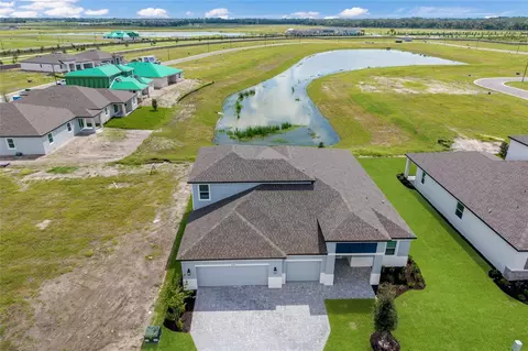 View/Area - 8924 Deep Horizon Loop, Parrish, FL 34219 photo 2 of 4