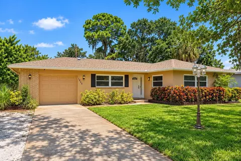 1225 63rd Ave S, Saint Petersburg, FL 33705