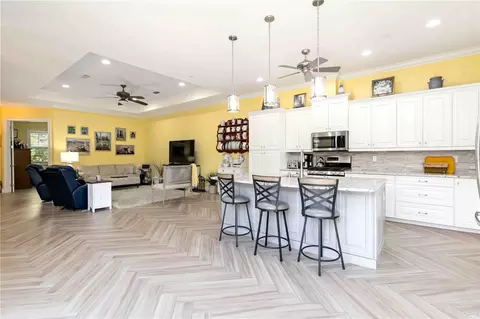 Kitchen - 146 E Tampa Ave, Venice, FL 34285 photo 4 of 4
