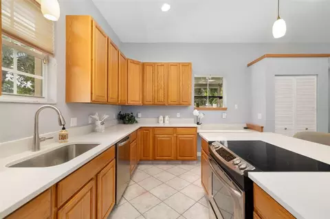 Kitchen - 296 Pine Ranch Trl, Osprey, FL 34229 photo 4 of 6