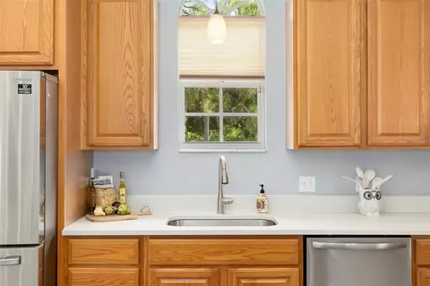 Kitchen - 296 Pine Ranch Trl, Osprey, FL 34229 photo 2 of 6