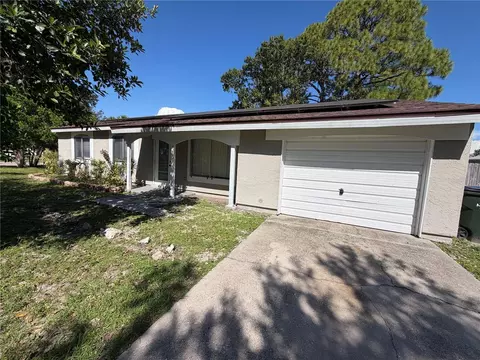 5493 Trekell St, North Port, FL 34287