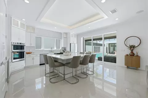 Kitchen - 5935 Redbay Blvd, Bradenton, FL 34210 photo 1 of 4
