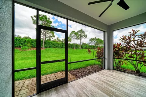 Exterior - 4158 Deep Creek Ter, Parrish, FL 34219 photo 4 of 10