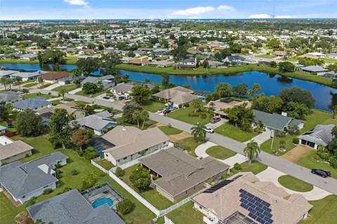 View/Area - 1252 Waterside Ln, Venice, FL 34285 photo 5 of 8