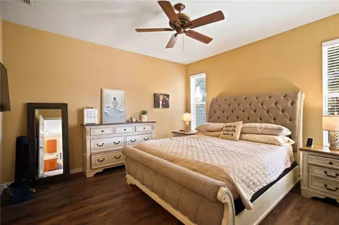 Bedroom - 6733 45th Ter E, Bradenton, FL 34203 photo 1 of 4