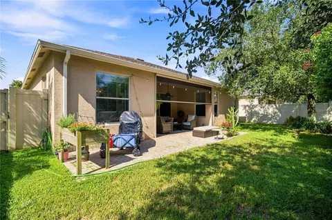 Exterior - 6733 45th Ter E, Bradenton, FL 34203 photo 8 of 10