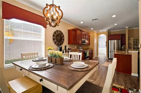 Dining - 6733 45th Ter E, Bradenton, FL 34203 photo 5 of 5