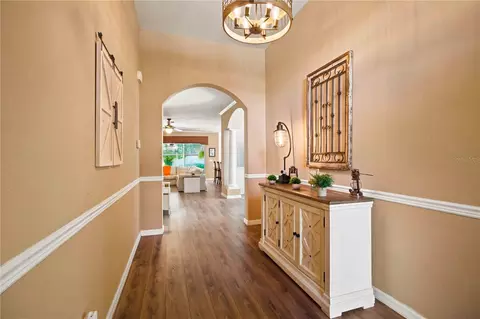 Entry Way - 6733 45th Ter E, Bradenton, FL 34203 photo 3 of 4