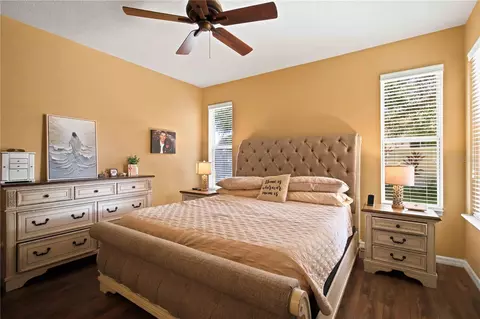 Bedroom - 6733 45th Ter E, Bradenton, FL 34203 photo 2 of 4