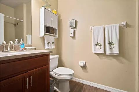 Bath - 6733 45th Ter E, Bradenton, FL 34203 photo 4 of 4