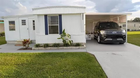 39518 Sterling Dr, Zephyrhills, FL 33542