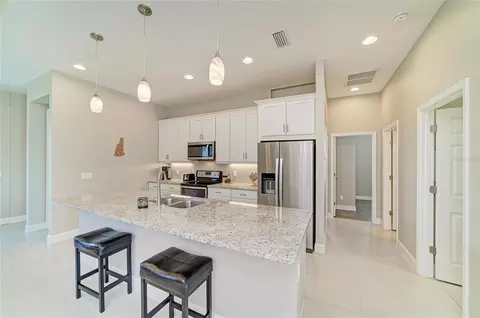 Kitchen - 3835 Creekside Park Dr, Parrish, FL 34219 photo 1 of 7