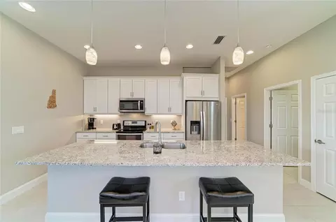 Kitchen - 3835 Creekside Park Dr, Parrish, FL 34219 photo 2 of 7