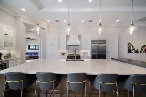 Kitchen - 1622 Channelside Pl, Parrish, FL 34219 photo 5 of 13