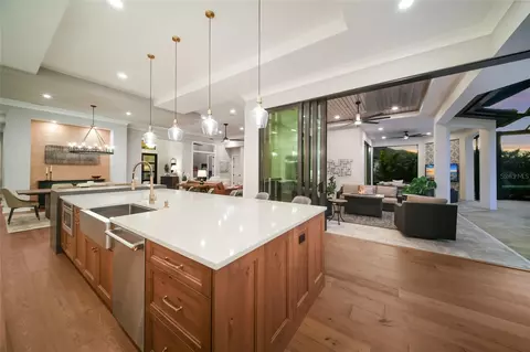 Kitchen - 1622 Channelside Pl, Parrish, FL 34219 photo 3 of 13