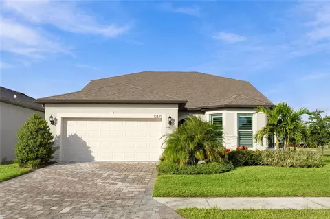 Exterior - 10619 Sea Pines Pl, Parrish, FL 34219 photo 2 of 12
