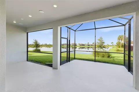 Exterior - 10619 Sea Pines Pl, Parrish, FL 34219 photo 8 of 12