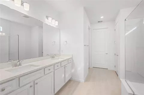 Entry Way - 10619 Sea Pines Pl, Parrish, FL 34219 photo 3 of 5