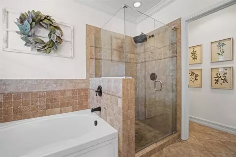 Bath - 5903 53rd Ln E, Bradenton, FL 34203 photo 2 of 3