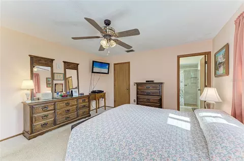 Bedroom - 22230 26th Ave E, Bradenton, FL 34211 photo 2 of 9