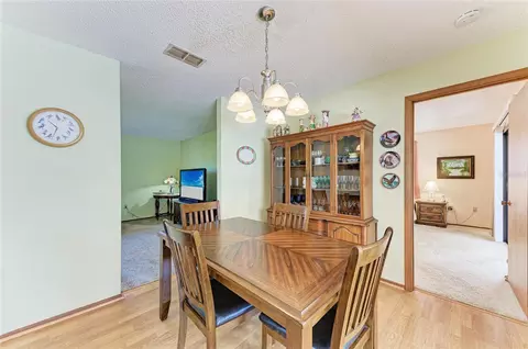 Dining - 22230 26th Ave E, Bradenton, FL 34211 photo 3 of 4