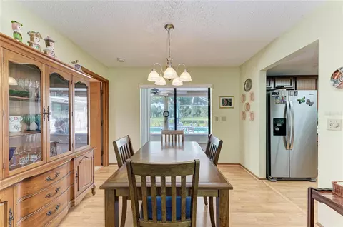 Dining - 22230 26th Ave E, Bradenton, FL 34211 photo 2 of 4