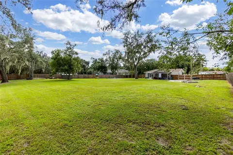 Exterior - 11304 Leprechaun Dr, Riverview, FL 33569 photo 7 of 9